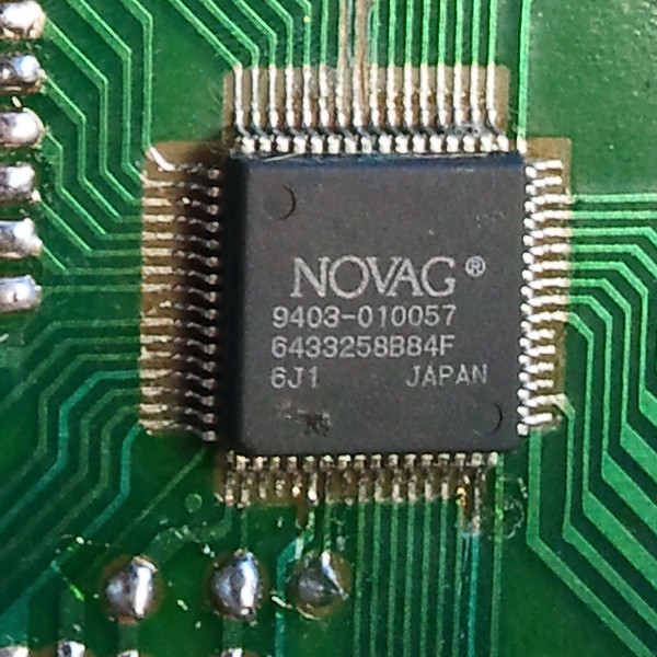 Datei:Novag Aquamarine RISC II 26.6MHZ 05.jpg