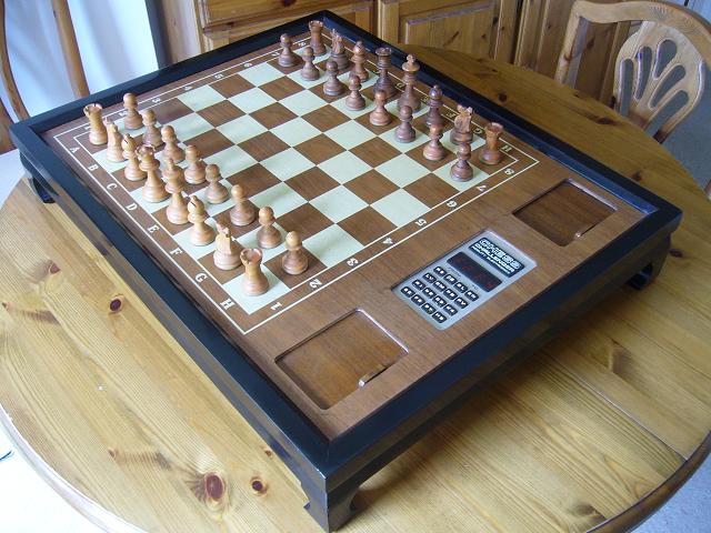 Datei:Fidelity Decorator Challenger 3 25 x 25.JPG