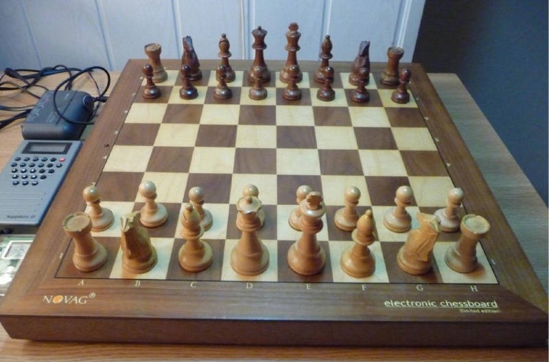 Datei:Novag Electronic Chess Board-Limited Edition.jpg