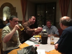 Gemütliches Beisammensein am Vorabend (Frank Jäger, Dirk Heidtfeld, Michael Lang, Robert Weck)