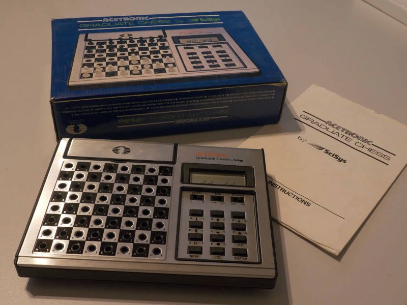 Datei:Scisys Graduata Chess mit OVP .JPG