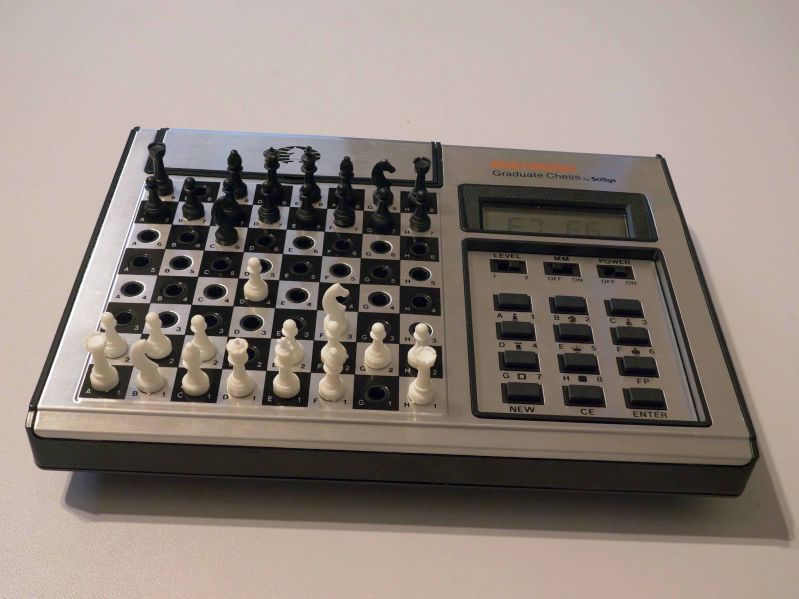 Datei:Scisys Graduata Chess Drausicht .JPG