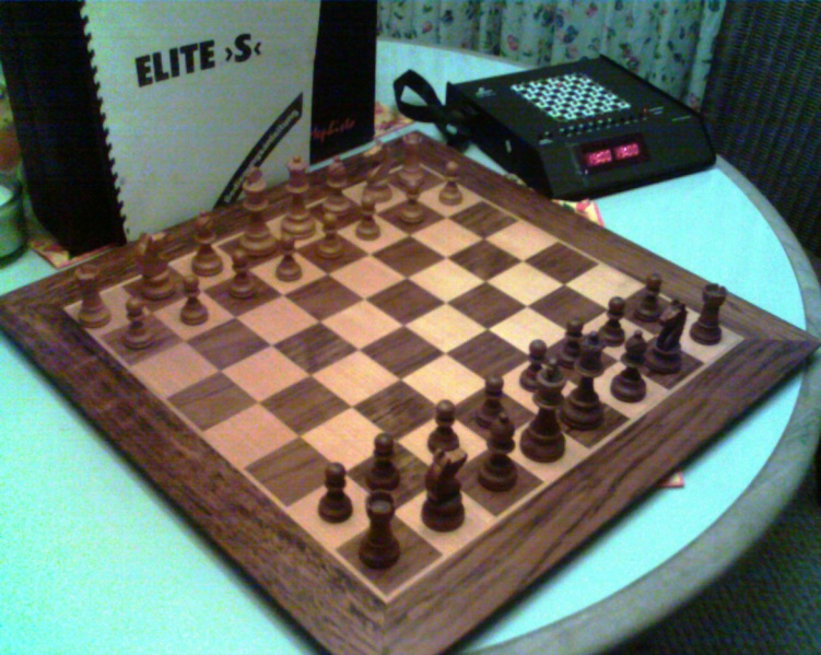 Datei:Fidelity Elite Privat steveb.jpg