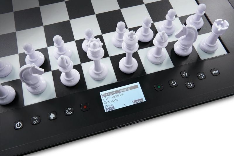 Datei:Millennium-chess-computer-the-king-competition-bild 2.jpg