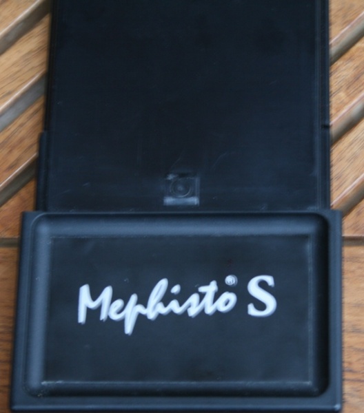Datei:Mephisto S Bild 3.JPG