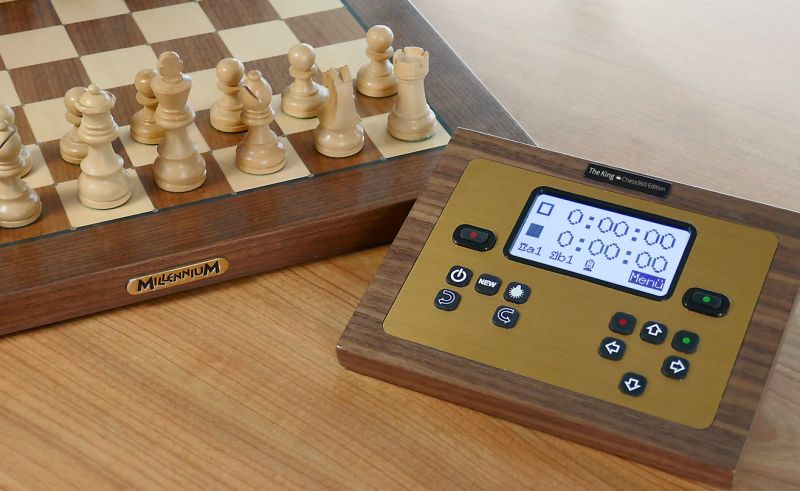 Datei:Millennium The King Exclusive chess960 Edition Bild 2.jpg